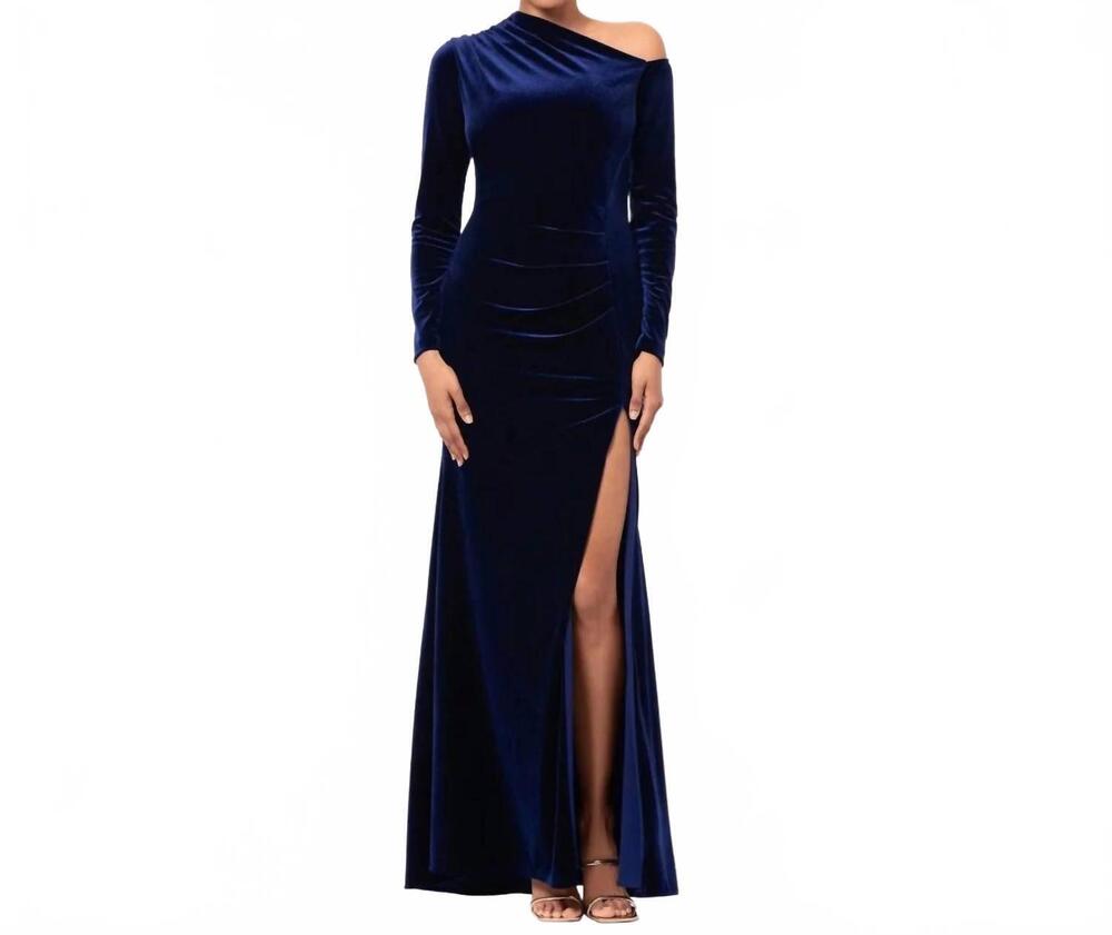 NEW BETSY & ADAM women's annette velvet off-shoulder gown in navy